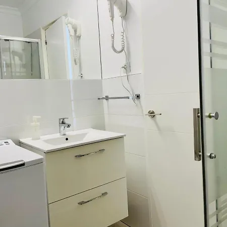 Sunny Australia By Yumbo Apartment